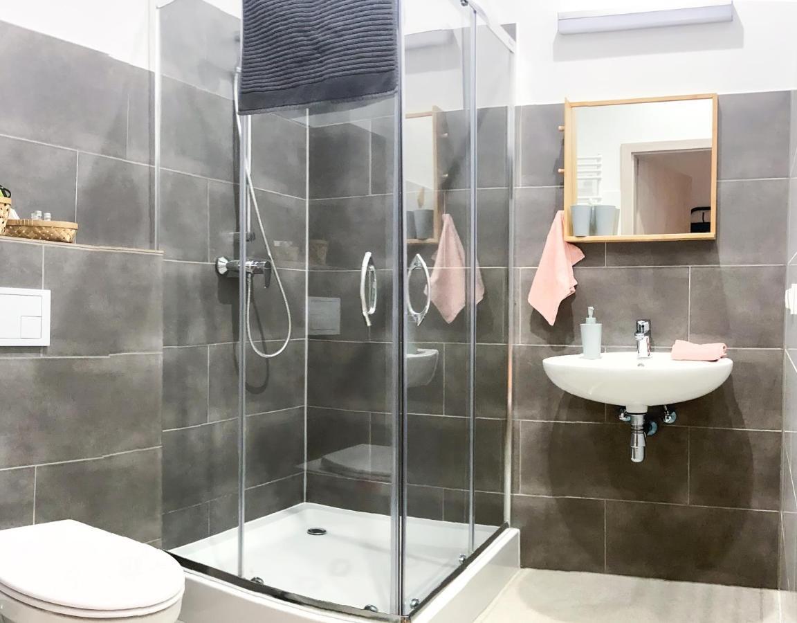Chummy House Sopot Aparthotel ภายนอก รูปภาพ